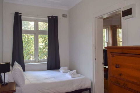 Incredible Location One Bedroom Apartment - Hotel Accommodation 6