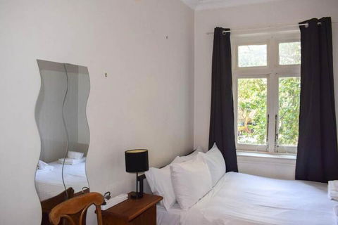 Incredible Location One Bedroom Apartment - Hotel Accommodation 3