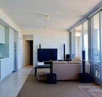 Spacious One Bedroom Apartment With Large Balcony - Hotel Accommodation