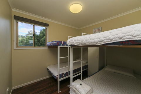 Reflections Holiday Parks Lake Glenbawn - Hotel Accommodation 5