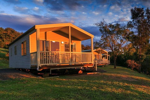 Reflections Holiday Parks Lake Glenbawn - Hotel Accommodation 2