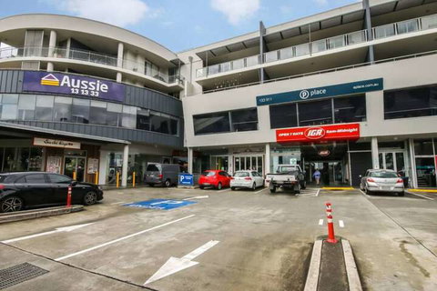 Large 3 Bedroom Apartment With River Views Near The Stadium - Hotel Accommodation 2