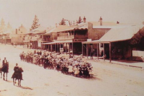 Wallace Lodge - Hotel Accommodation 4