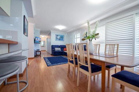 Carindale Unit 10 / 19 23 Dowling Street - Hotel Accommodation 0