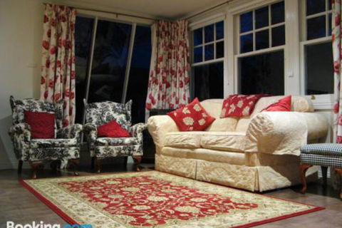 Twyford - Hotel Accommodation 4