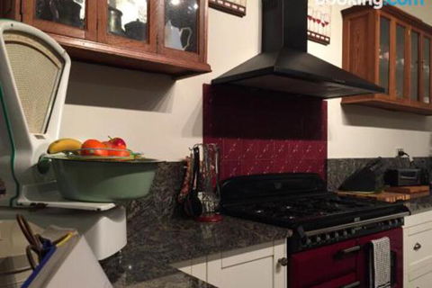 Twyford - Hotel Accommodation 2