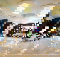 Chevron Renaissance Private Apartments - Hotel Accommodation