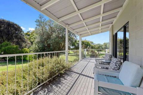 MERMAIDS On MARENGO Large Home With Wifi - Hotel Accommodation 2