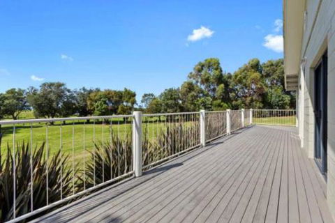 MERMAIDS On MARENGO Large Home With Wifi - Hotel Accommodation 6