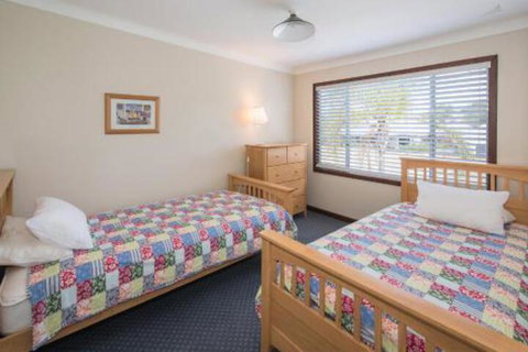 Bay Vista - Hotel Accommodation 4