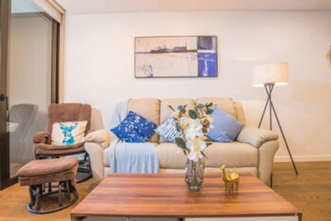 Modern 2bed2bath APT At Neutral Bayparking+wifi - Hotel Accommodation 0