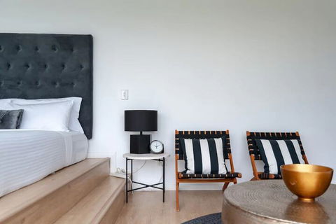 Modern Stylish Penthouse - Hotel Accommodation 5