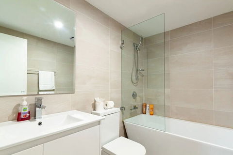 Modern Stylish Penthouse - Hotel Accommodation 7