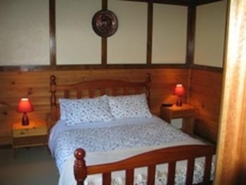 Alpine Stag Lodge House - Hotel Accommodation 2
