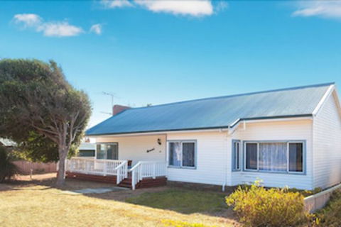 Sherwood - Hotel Accommodation 0