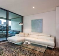 Luxury Studio With Parking in Woolloomooloo WMLOO - Hotel Accommodation