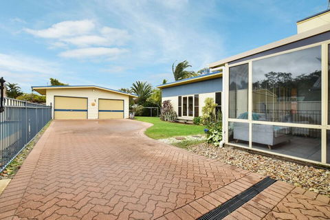 Waterfront Haven At Maroochydore - Hotel Accommodation 2