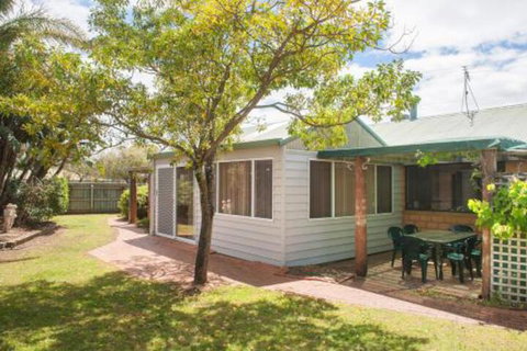 Bottlebrush - Hotel Accommodation 5