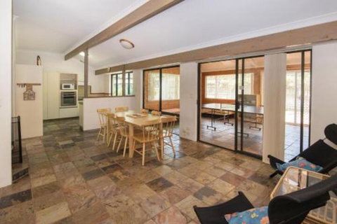 Bottlebrush - Hotel Accommodation 6