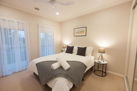 Simms Retreat - Hotel Accommodation 1
