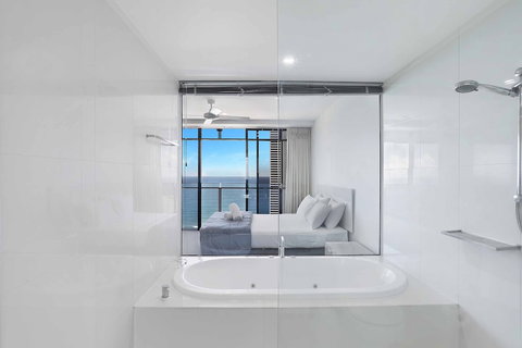 Holiday Holiday Circle On Cavill - Hotel Accommodation 3