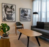 Modern 1 Bedroom Apartment South Yarra - Hotel Accommodation