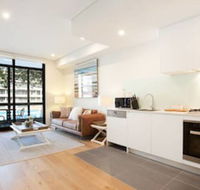 Crows Nest 6 - Hotel Accommodation