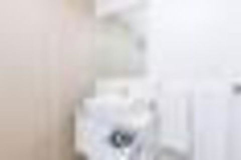 New Modern Apartment With Parking Near Amenities - Hotel Accommodation 5