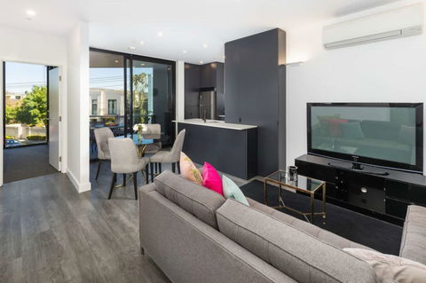 Caulfield North Executive - Hotel Accommodation 3