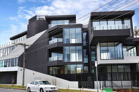 Caulfield North Executive - Hotel Accommodation 0