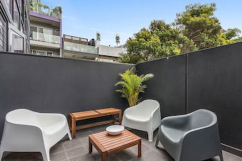 GRATTAN A Premier Location & Modern Space - Hotel Accommodation 0