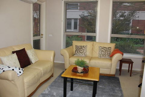 Australian Home Away At Box Hill 2 Bedroom - Hotel Accommodation 5