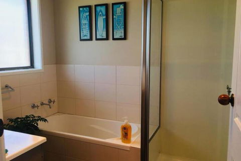 QUEEN BEDROOM FRIENDLY HOME PORTLAND - Hotel Accommodation 3