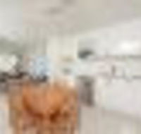 Lakeview Apartments Suite 17 - Hotel Accommodation