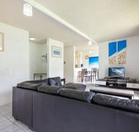 2 Bedroom Apartment Villa Ellisa Unit 1 - Hotel Accommodation