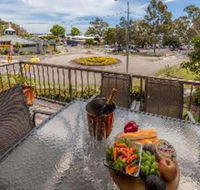 3 Bedroom Apartment Tradewinds Unit 3 - Hotel Accommodation