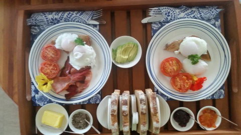 Beezneez B & B - Hotel Accommodation 1