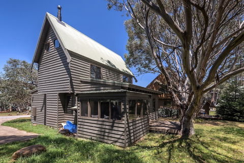 Aaragon - Hotel Accommodation 0