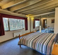 Tyee - Hotel Accommodation