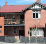 McKenzie House - Hotel Accommodation
