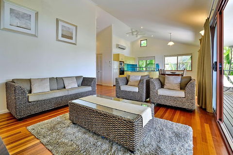 Heliconia Grove 9 - Hotel Accommodation 5