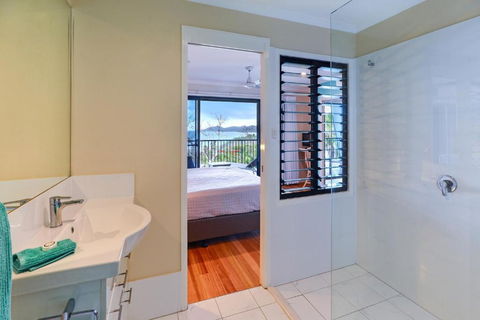 Stunning Panorama Apartments - Hotel Accommodation 3