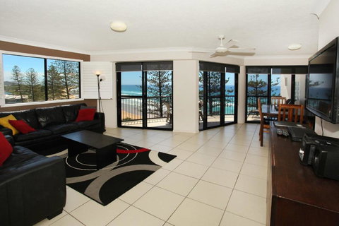 Unit 10 The Rocks 1746 David Low Way Coolum Beach 500 BOND - Hotel Accommodation 1