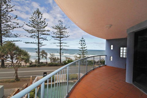 Unit 1 The Rocks 1746 David Low Coolum Beach 500 Bond - Hotel Accommodation 5