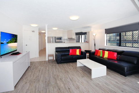 Unit 1 The Rocks 1746 David Low Coolum Beach 500 Bond - Hotel Accommodation 2