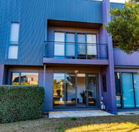 20 Coast Drive Torquay - Hotel Accommodation