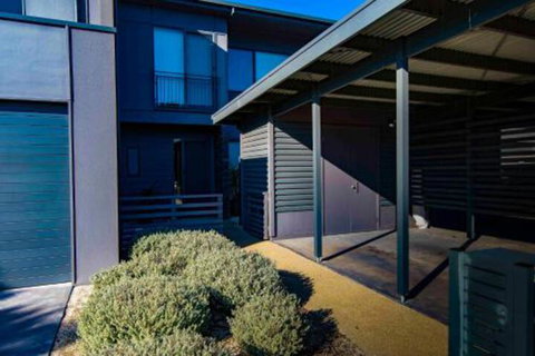 20 Coast Drive Torquay - Hotel Accommodation 1