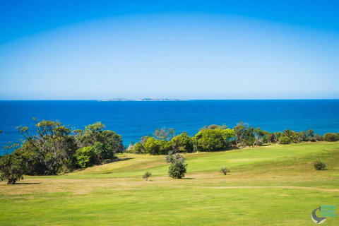 Ballingalla Apartments By The Golf Course - Hotel Accommodation 3