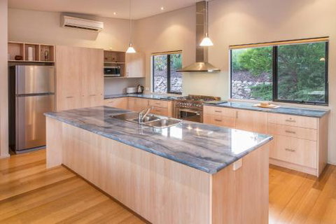 Caves Retreat - Hotel Accommodation 4