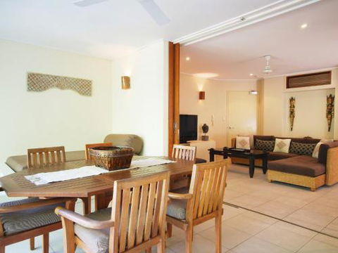 Surya Beachfront Villa No.1 - Hotel Accommodation 3